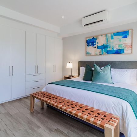 Stay Menlyn Pretoria Bagian luar foto