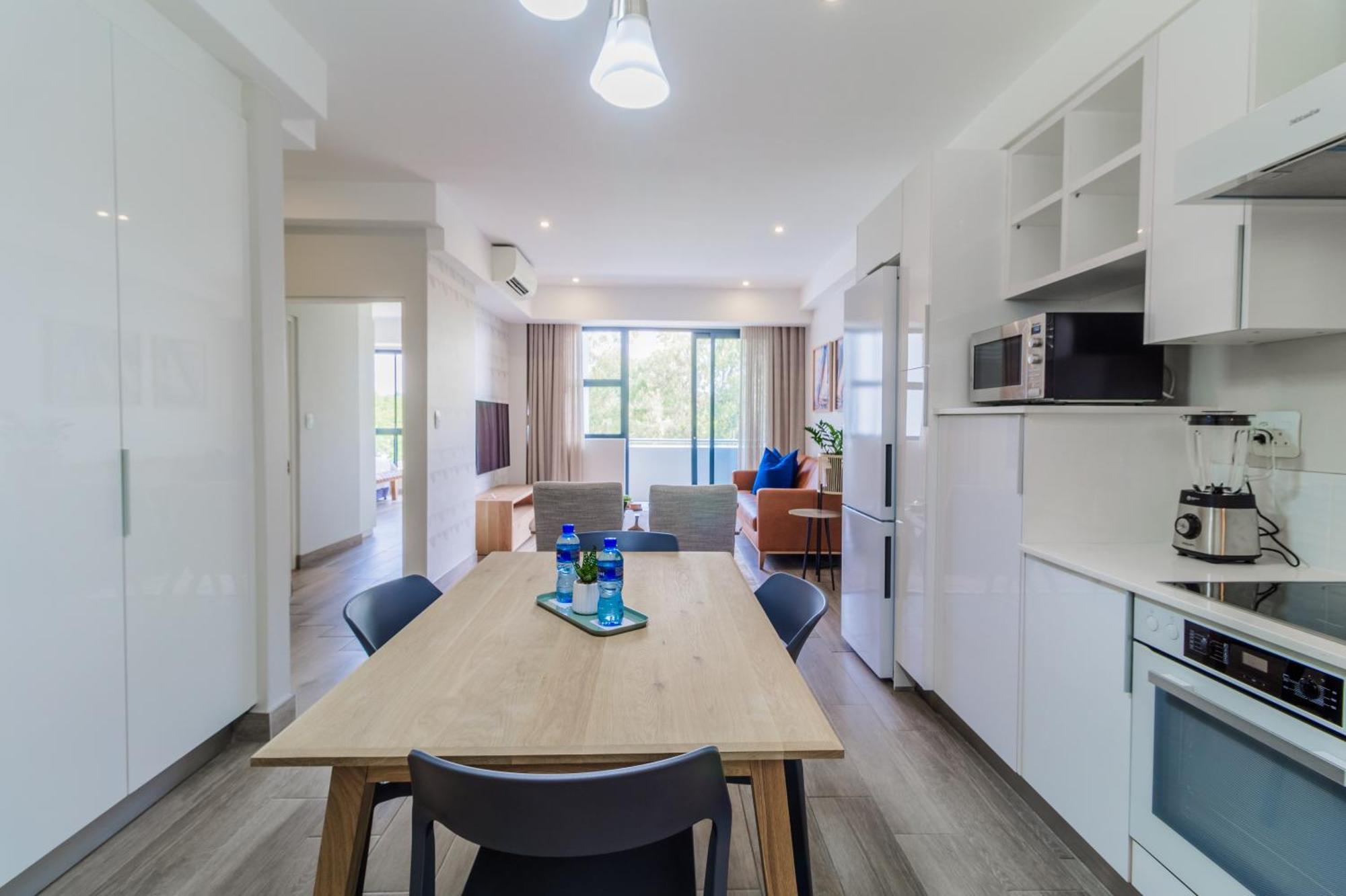 Stay Menlyn Pretoria Bagian luar foto