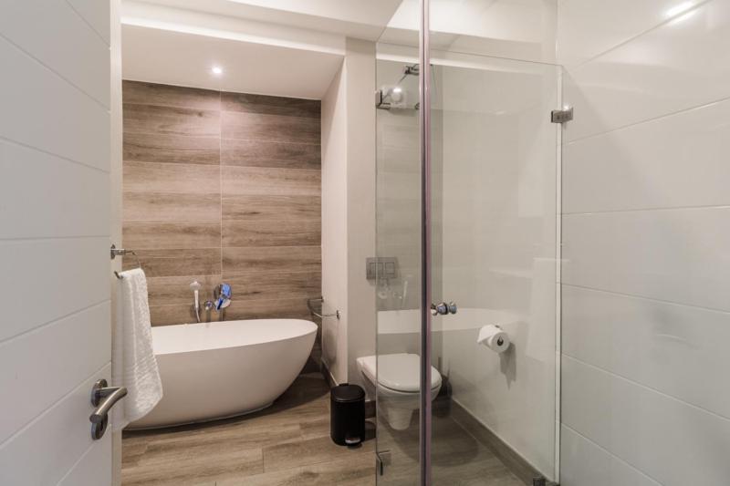 Stay Menlyn Pretoria Bagian luar foto